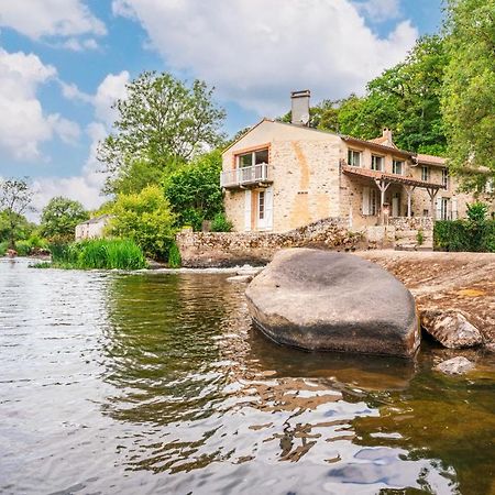 فيلا Le Moulin De Pilet Mortagne-sur-Sevre المظهر الخارجي الصورة